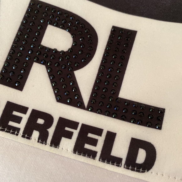 NWT white & Black Tee Top Satin Appliqué Icon Karl Lagerfeld Black Embellishment - Picture 6 of 16